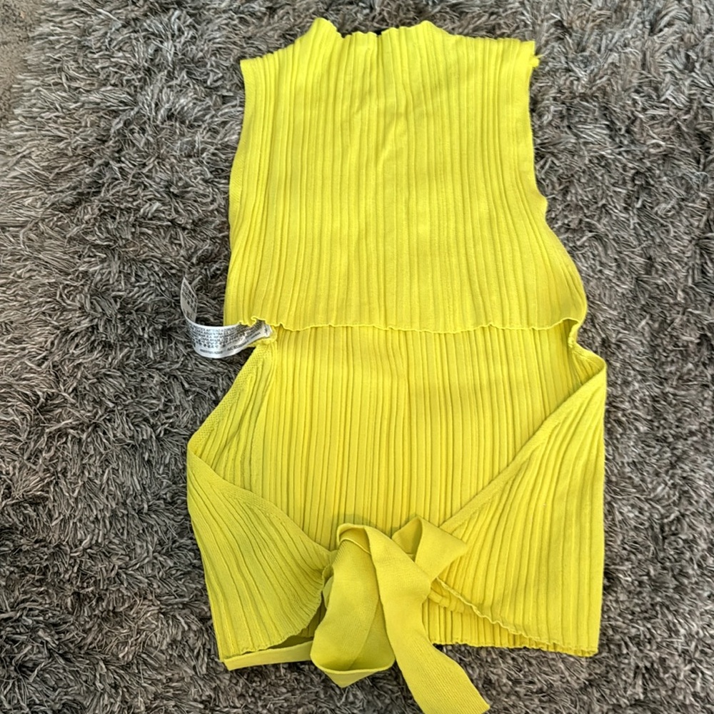 Zara Top - Picture 2 of 2